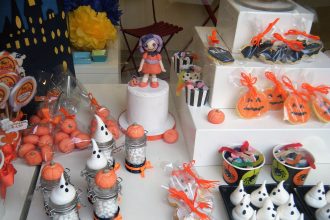 Decorated Halloween treats, the kind of seasonal sweets in our guide to Halloween treats in Montreal